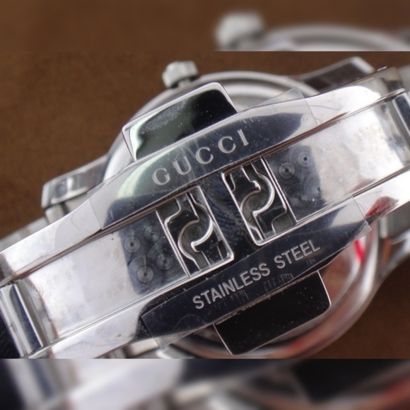 NWT Authentic Gucci Silver Stainless Steel Watch - Picture 3 of 4